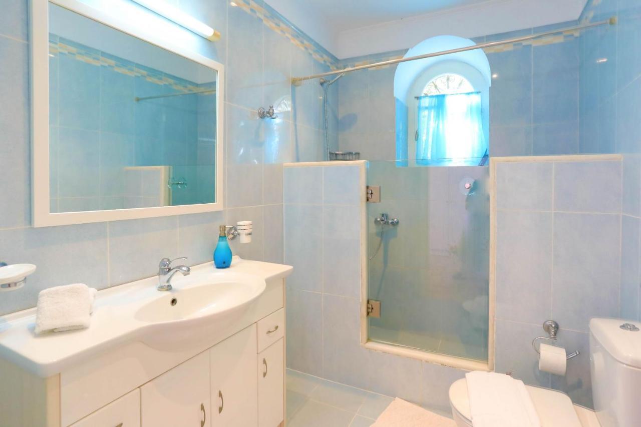 فيلا House On The Rocks Katávolos المظهر الخارجي الصورة